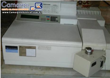 Laboratório analítico farmacêutico clínico químico e ambiental